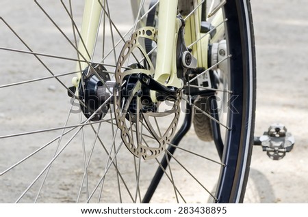 Mountain bike front wheel and mechanical disc brake.
