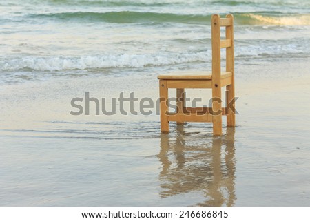 Beach chair, meaning one.