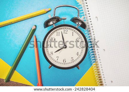 service time while clock morning beginning waiting colored pencils notebook book workbook exercise book copybook  paper pen
