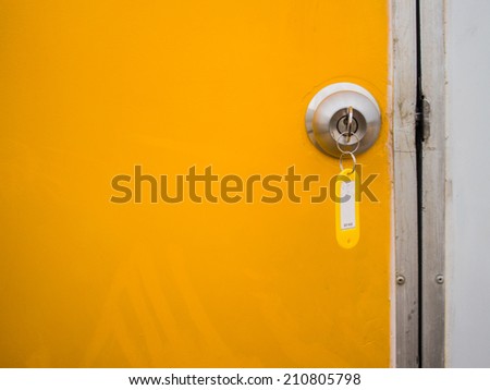 Door Knob on the yellow plastic Door.
