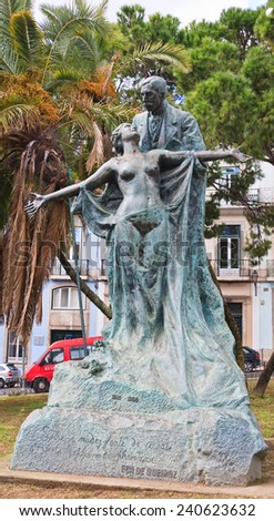 LISBON, PORTUGAL - FEBRUARY 25, 2013: Statue Ese Maria de Eca de Queiroz in Lisbon, Portugal on February 25, 2013