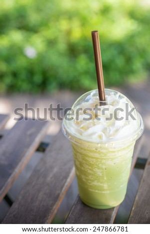 matcha green tea smoothie whipped cream