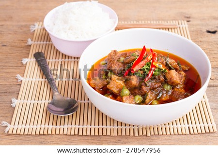 A Taste of Thai Panang Curry Paste with chilies and sweet spices