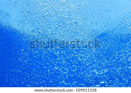 Underwater photo of bubbles in the sea