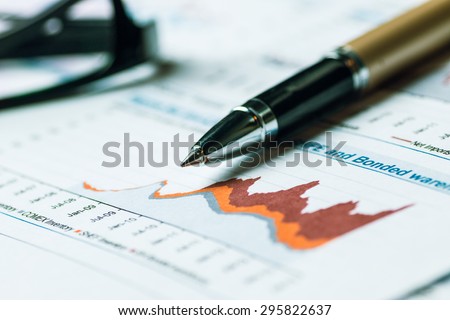 Financial accounting graphs and charts analysis