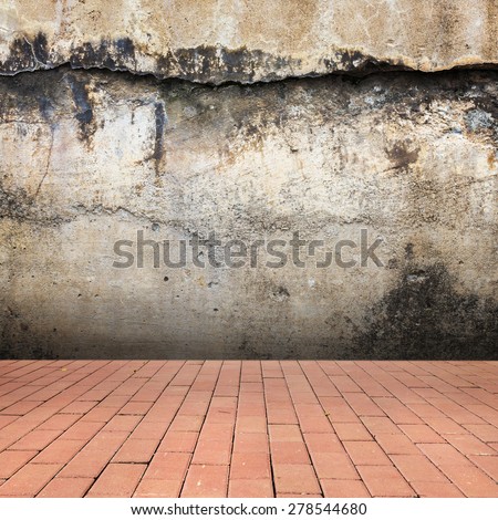 Old empty room with concrete wall