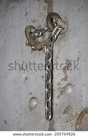 Chain of Iron Door of the Warehouse