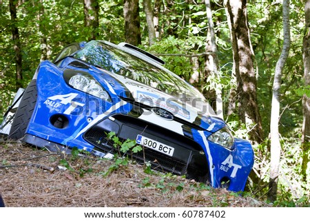 SEVASTOPOL, UK-11 SEPTEMBER: Crash of a new car Super 2000 Ford Fiesta, Race Yalta Prime Rally, September 11, 2010 in Yalta, Ukraine.