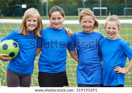 Portrait Of Girl\'s Soccer Team