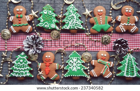 gingerbread men, Christmas tree, gingerbread, Christmas concept, Christmas decorations, new year