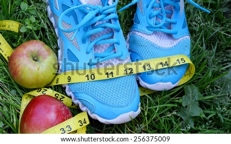 sneakers, centimeter, red apples, weight loss, running, healthy eating, healthy lifestyle concep