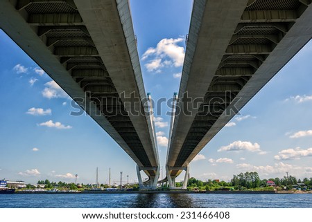 Geometry lines, bottom view of the cable-stayed bridge.