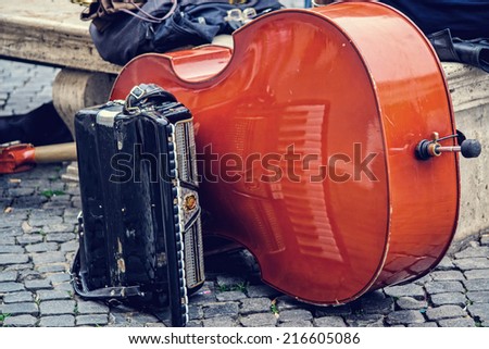 Double bass and accordion in rome piazza navona