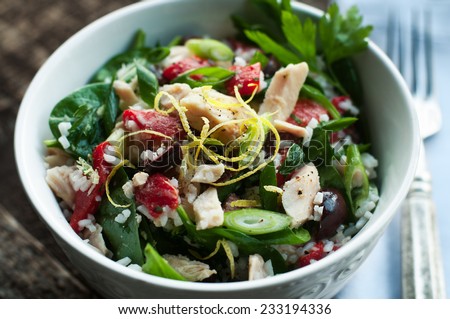 Albacore tuna salad with rice and vegetables