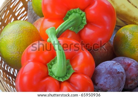 Many fruits and vegetables in the basket