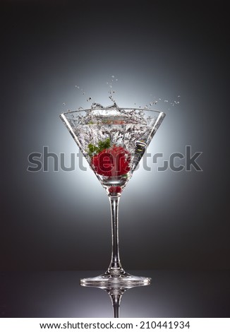 martini glass splash vodka cocktail