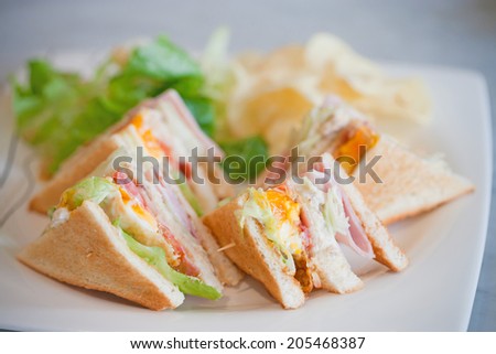 club sandwich, clubhouse Sandwich, with snack