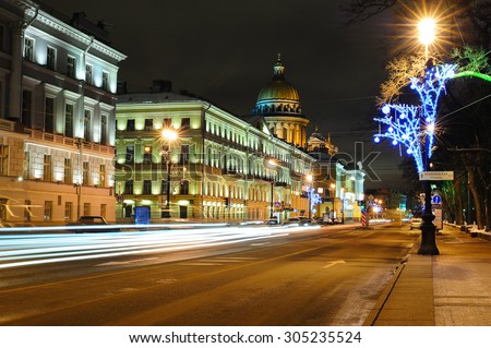 Street in Saint Petersburg near Saint Isaac\'s Cathedral