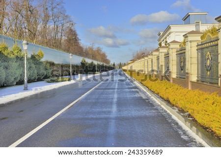 Beautiful winter road. This is a piece of beautiful road on a frosty winter day.