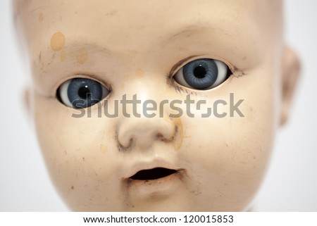 Child\'s baby doll face