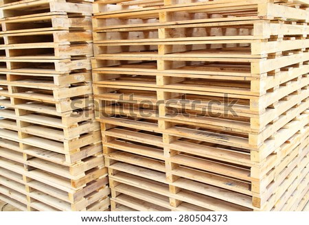 Wood pallet and wood box container