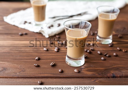 coffee liqueur with coffee beans and vanilla