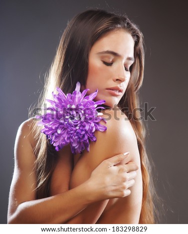 beaytiful woman with big flower