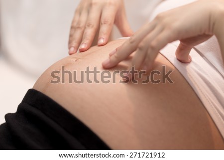 Pregnant Woman massage for pregnancy