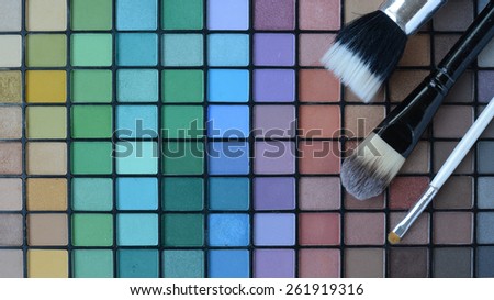 set of professional brushes with the Pallette of shadows