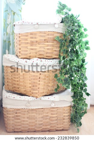 home interior decoration: vintage baskets with leaves