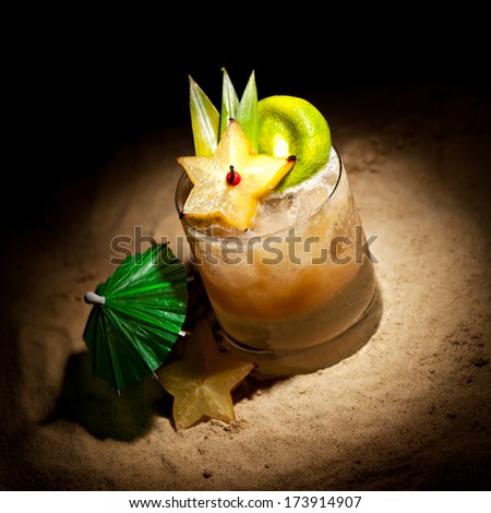Mai Tai Cocktail - Dark Rum, White Rum, Orange Liquor, Almond Syrup, Lime Juice