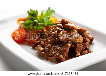 Vegetables Noodles with Beef Fried in Sour-Sweet Sauce