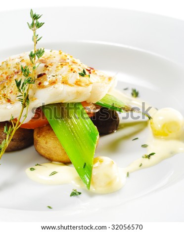 Hot Fish Dishes - Halibut fillet with Mushrooms, Tomatoes and Bacon