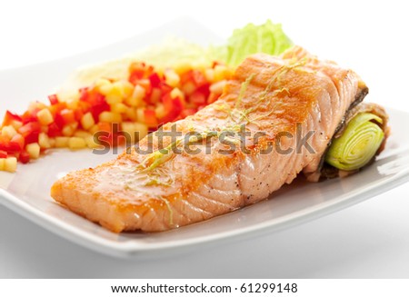 Salmon Steak with Vegetables and Salad Leaf