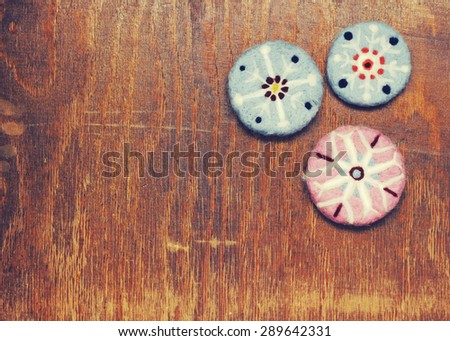 christmas background: decorative snowflakes on wooden background, your text here
