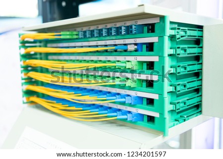 Fiber optic cablel connect to communication Distribution point