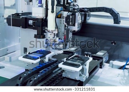 Robot arm in a factory working