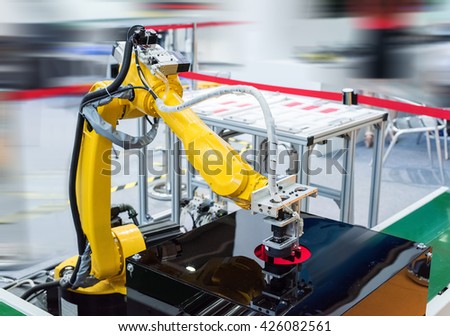 Robot arm in a factory working