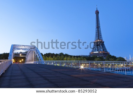 Eiffel tower before sunrise at blue hour from the Debilly bridge