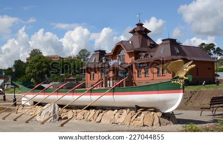 SVIJAZHSK, RUSSIA - JULY 23: A copy of the small boat  Russian emperor Paul I at the river station in July 23, 2013 in Svijazhsk, Russia