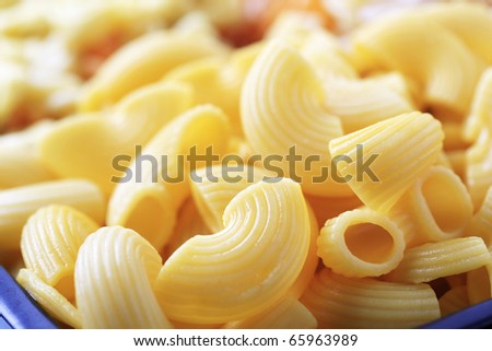 Cooked macaroni