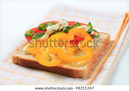 Open faced vegetable sandwich