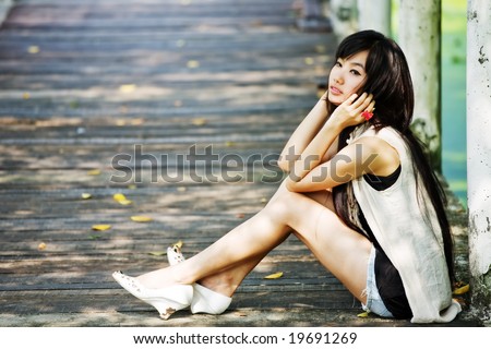 stock photo : Black hair model enjoy the afternoon