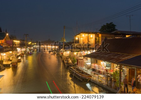 Ampawa Floating Market-October 12 2014: The most famous floating market beautiful evening on October 12,2014,SAMUTHSONGKRAM,THAILAND