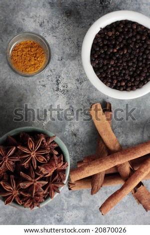 cinnamon and black pepper together with other two kind of oriental herbs.