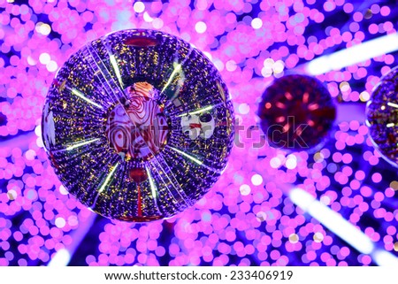 Bokeh of circle violet light abstract background