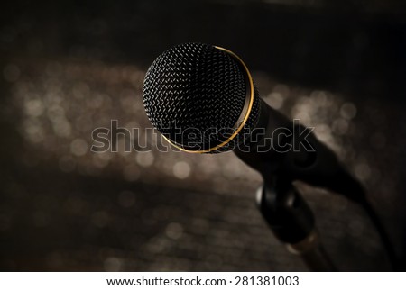 A stage microphone on a low key setting
