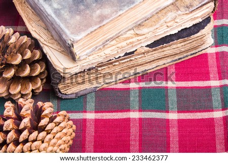 old books and bumps on the table of the cloth