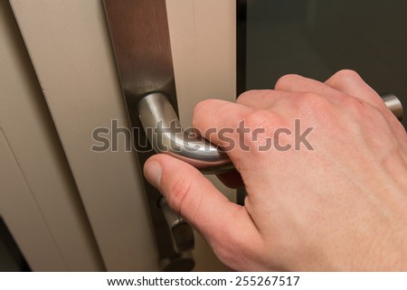 Hand opening door