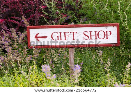 Gift Shop Sign Sign pointing the way to a gift shop